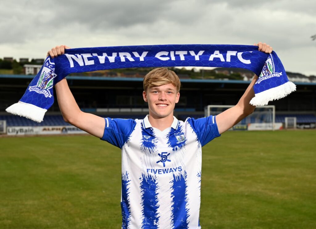 New loan signing Alex McAlister at The Showgrounds